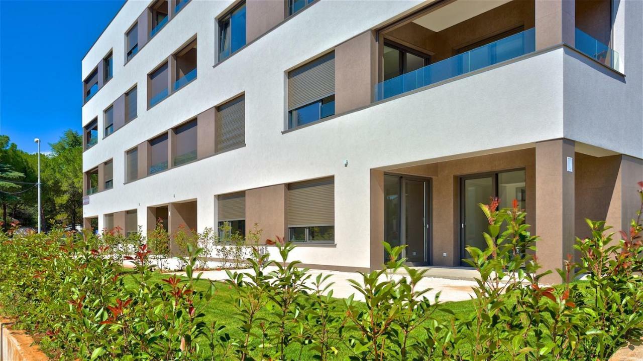 Spada Residence III Porec Esterno foto